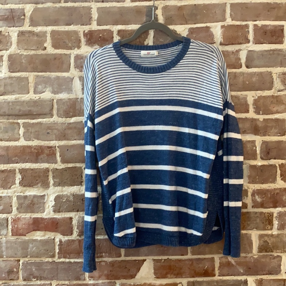 VINEYARD VINES BLUE STRIPED LIGHTWEIGHT SWEATER